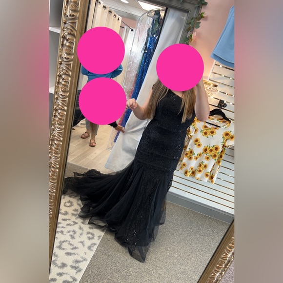 strapless open back dress ChicSew Pretty Halter Neck Prom Gown Lace Sequin Applique Tulle Fabric  A-Line Silhouette Floor Length Formal Evening Gown- ChicSew